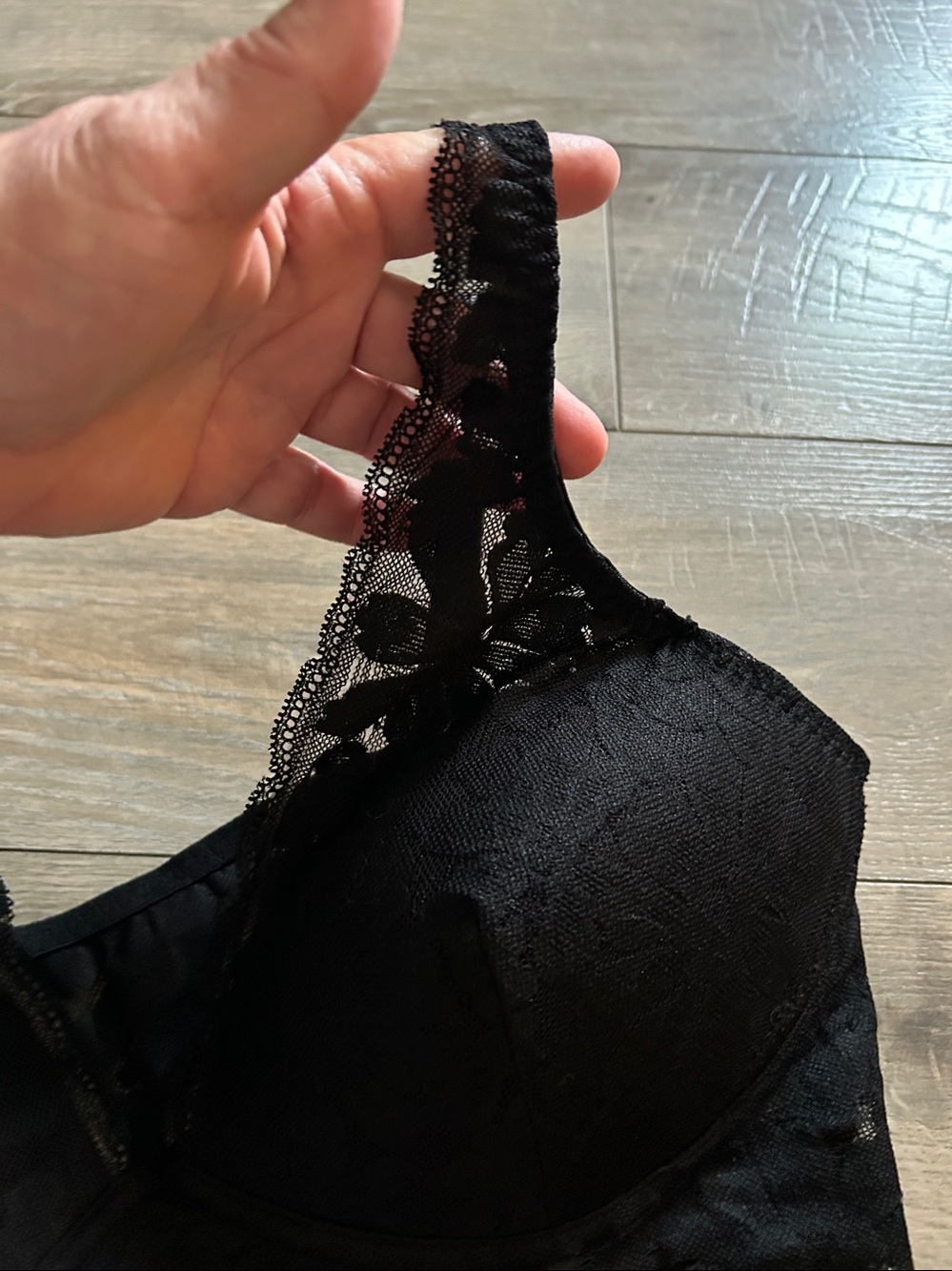 PINK Victoria's Secret Lace V-Neck Bralette - XL - Picture 14 of 16
